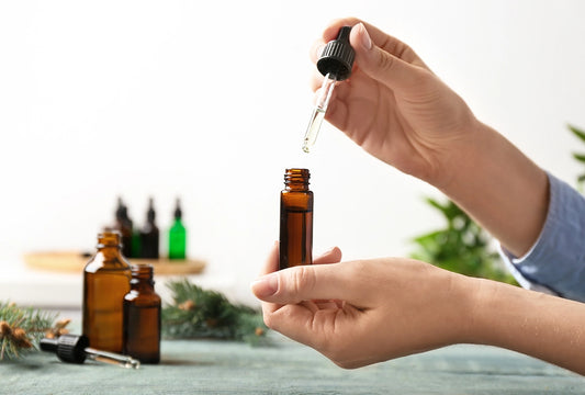 Ultimate Guide for Beginners : Your First 5 Must-Have Essential Oils